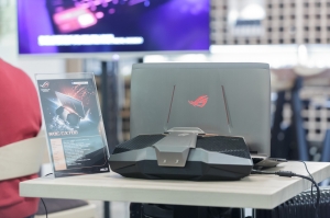 ROG GX700