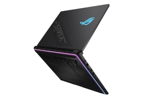 ROG Strix SCAR 18 (G835) 2025