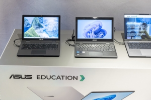 Conferinta de lansare ASUS Learn and Compete 2026