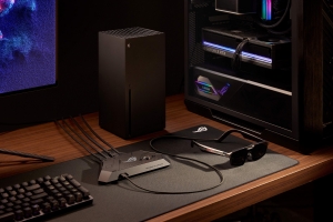 ROG XREAL R1 with ROG Control Dock