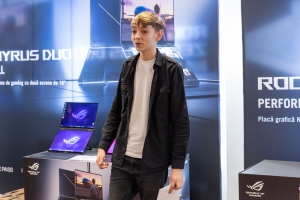 Gala de premiere ROG 20-Year Coding Challenge