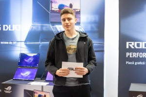 Gala de premiere ROG 20-Year Coding Challenge