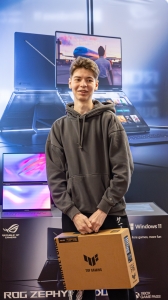 Locul 1 - Gala de premiere ROG 20-Year Coding Challenge